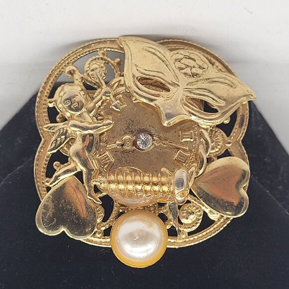 Unbranded Jewelry - VTG Gold Tone Brooch Pin Mask Cupid Hearts Faux Pearl Time Unbranded